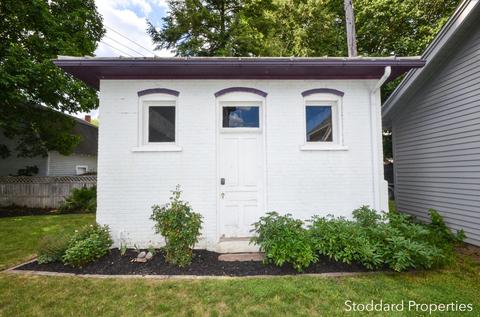 156 E Main St, Ionia, MI 48846 photo 46