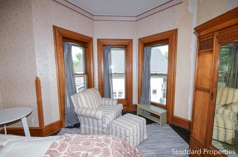 156 E Main St, Ionia, MI 48846 photo 32