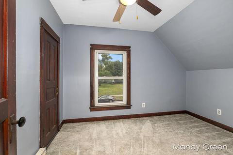 612 Harrison St, Belding, MI 48809 photo 16