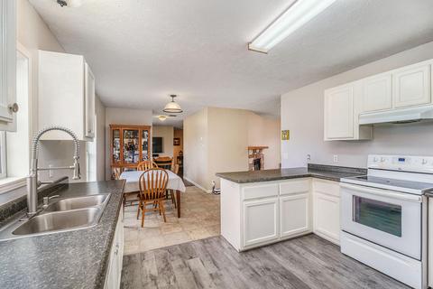 24656 18th Ave, Gobles, MI 49055 photo 4