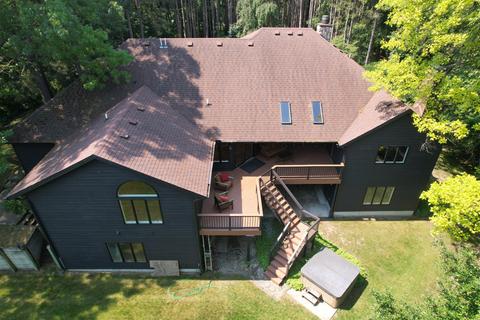 7777 Silverthorne Dr SE, Ada, MI 49301 photo 57
