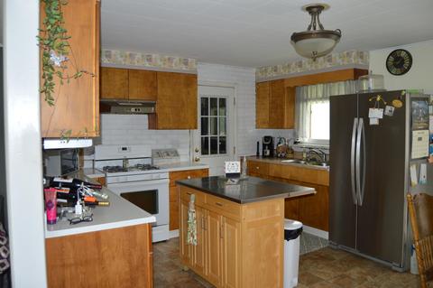 11090 W Washington Rd, Sumner, MI 48889 photo 13