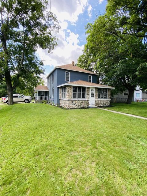 441 Birch St, Belding, MI 48809 photo 2