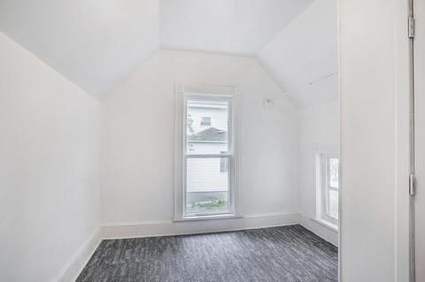 410 E Center St, Belding, MI 48809 photo 6