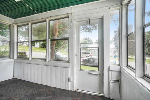 410 E Center St, Belding, MI 48809 photo 8