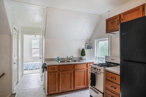 410 E Center St, Belding, MI 48809 photo 19