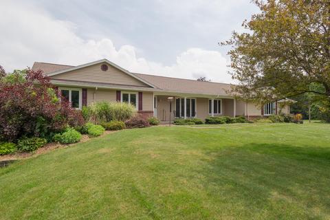 14840 E Augusta Dr, Augusta, MI 49012 photo 1