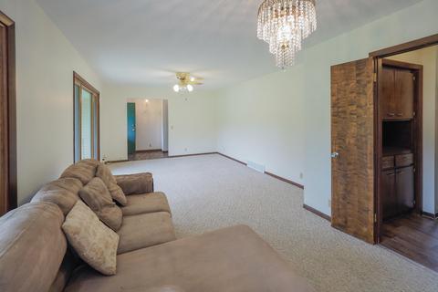 14840 E Augusta Dr, Augusta, MI 49012 photo 4