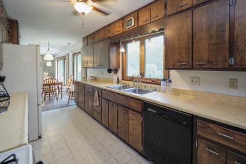 14840 E Augusta Dr, Augusta, MI 49012 photo 10