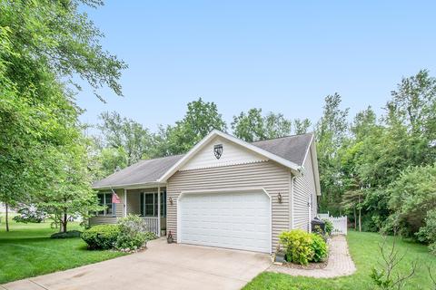 1010 107th Ave, Plainwell, MI 49080 photo 2