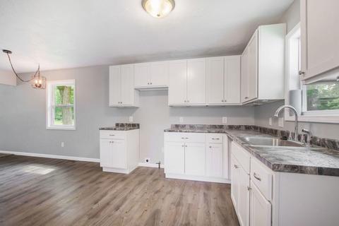355 E Monroe St, Marcellus, MI 49067 photo 8