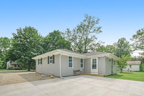 355 E Monroe St, Marcellus, MI 49067 photo 2