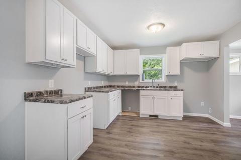 355 E Monroe St, Marcellus, MI 49067 photo 6