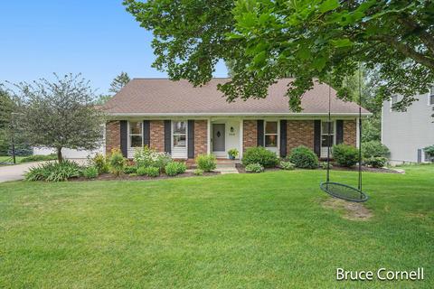 304 Grayfield Ct SE, Ada, MI 49301 photo 40