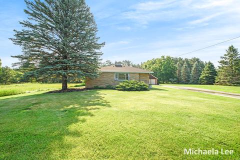 8209 River Rd, Evart, MI 49631 photo 1