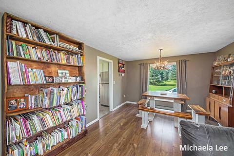 8209 River Rd, Evart, MI 49631 photo 9