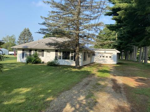 6864 Dennison Rd, Plainwell, MI 49080 photo 1