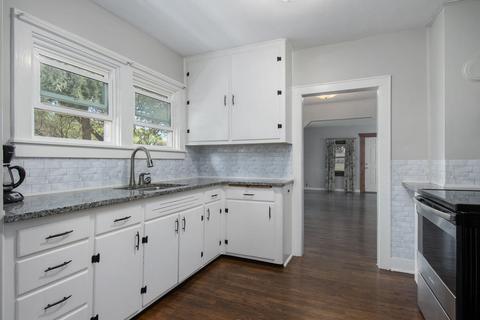 817 King St, Three Rivers, MI 49093 photo 6