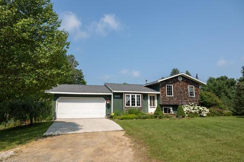 8415 Johnson Rd, Belding, MI 48809 photo 1