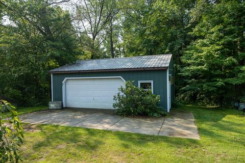 8415 Johnson Rd, Belding, MI 48809 photo 11