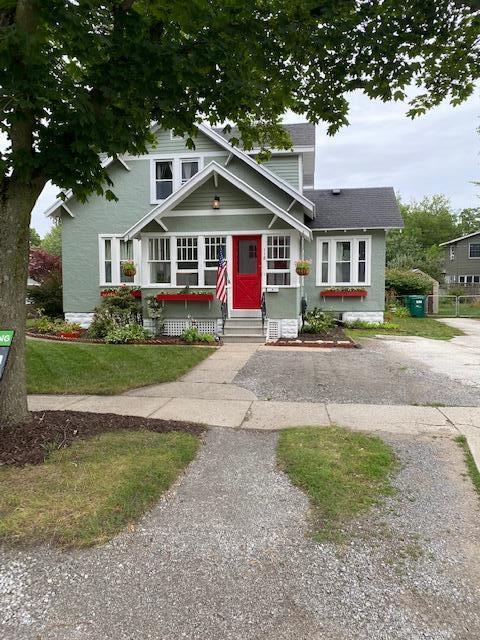 118 Maple Ter, Spring Lake, MI 49456 photo 1