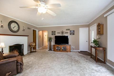 917 Main St, Buchanan, MI 49107 photo 5