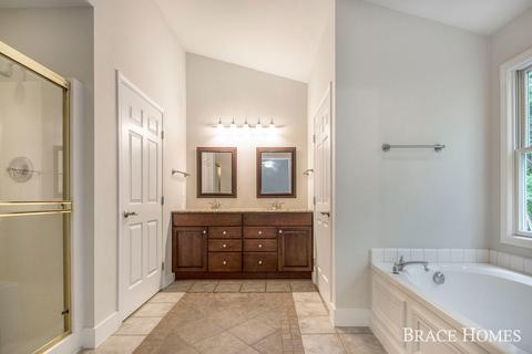 49 Fox Point Ct NE, Ada, MI 49301 photo 13
