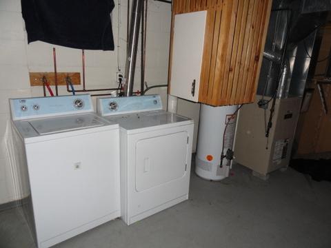 272 Douglas St, Jackson, MI 49203 photo 8