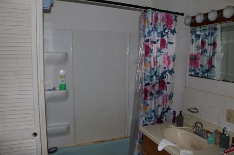 1008 Pigeon, Jackson, MI 49203 photo 11