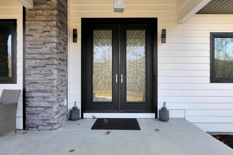 9170 Bennett St, Ada, MI 49301 photo 2