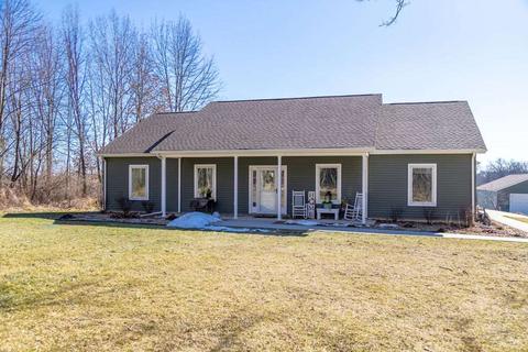 5925 Plum Orch, Munith, MI 49259 photo 1