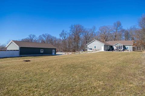 5925 Plum Orch, Munith, MI 49259 photo 27