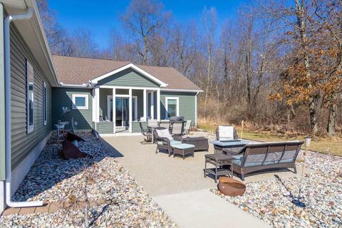 5925 Plum Orch, Munith, MI 49259 photo 14