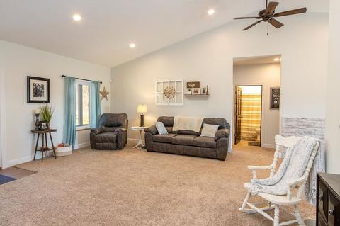 5925 Plum Orch, Munith, MI 49259 photo 18