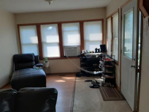 627 Loomis St, Jackson, MI 49202 photo 3