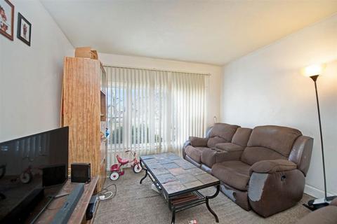 131 Mitchell St, Jackson, MI 49203 photo 2