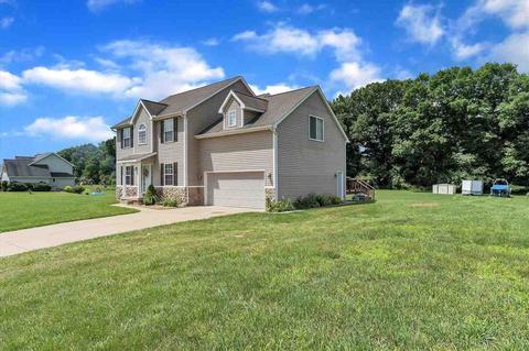 1428 Willow Dr, Jackson, MI 49201 photo 2