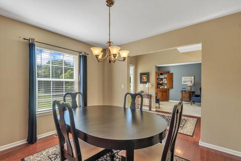 1428 Willow Dr, Jackson, MI 49201 photo 8