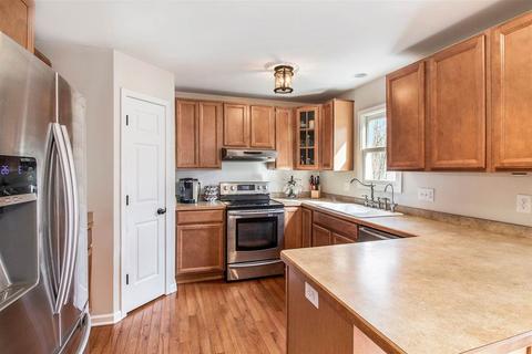 18360 Walnut Ln, Gregory, MI 48137 photo 8