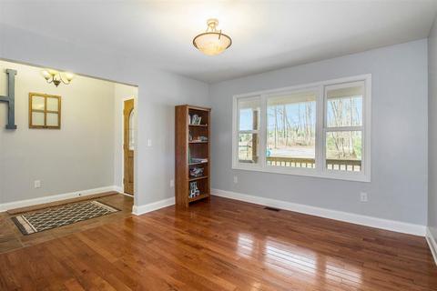 18360 Walnut Ln, Gregory, MI 48137 photo 4