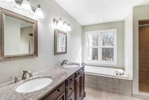 18360 Walnut Ln, Gregory, MI 48137 photo 12