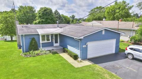 144 E Princess Dr, Brooklyn, MI 49230 photo 1