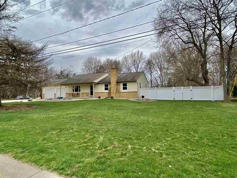 1124 W Herbison, Dewitt, MI 48820 photo 2