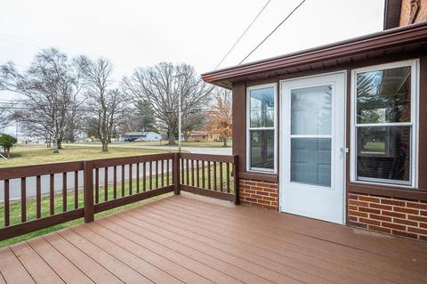 202 Robinson Rd, Jackson, MI 49203 photo 14