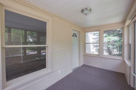 808 Fleming, Jackson, MI 49202 photo 2