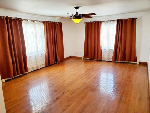 988 Otney Dr, Jackson, MI 49201 photo 2