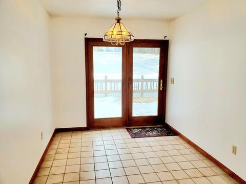988 Otney Dr, Jackson, MI 49201 photo 8