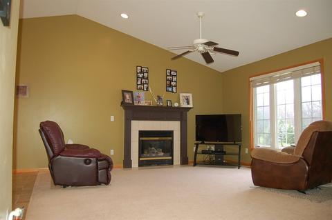 5751 Oakview Trl, Jackson, MI 49201 photo 3