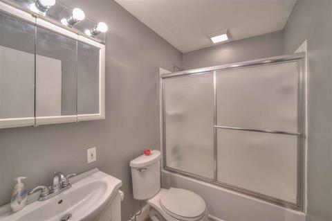 2402 Wallace Dr, Jackson, MI 49203 photo 9