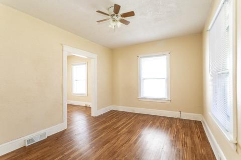 824 Eaton St, Jackson, MI 49202 photo 7